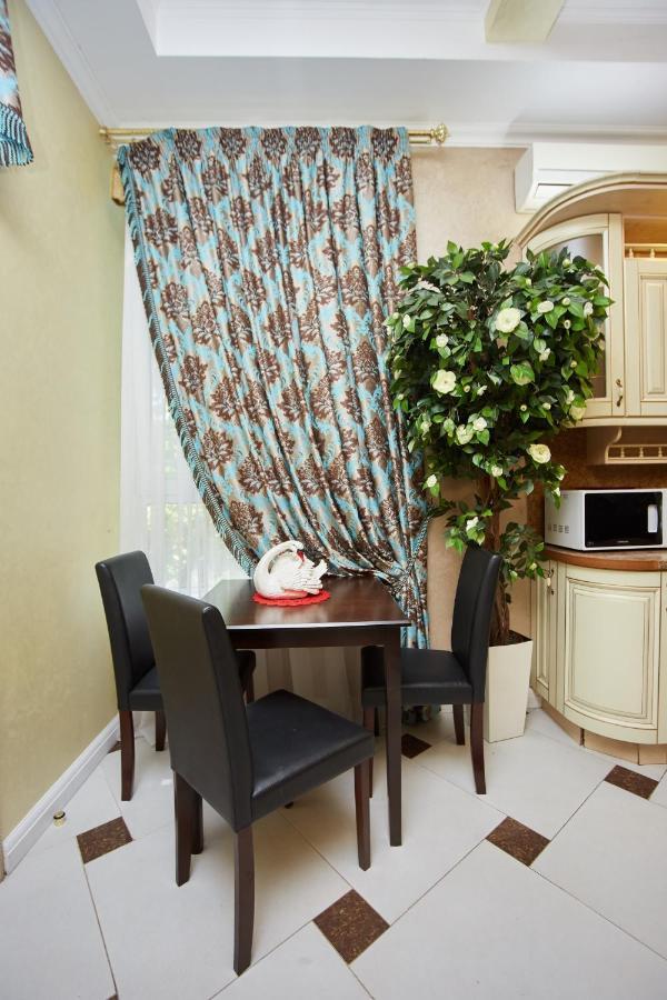 אודסה Terrace Garden Seaside Apartments מראה חיצוני תמונה